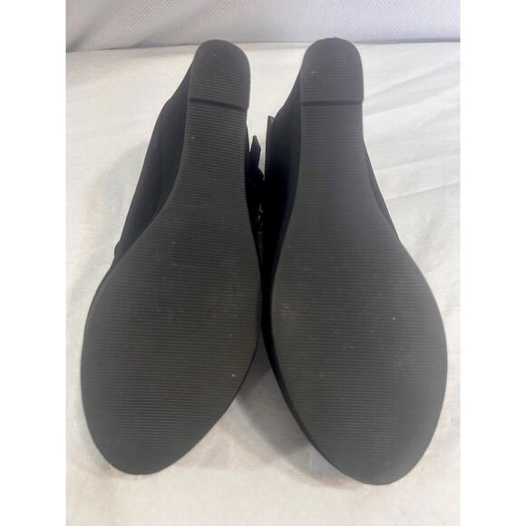 Y-Not Platform Wedge Strappy Sandals Heels Black Suede Woman Sz 7 Shoes Comfy - Picture 4 of 15